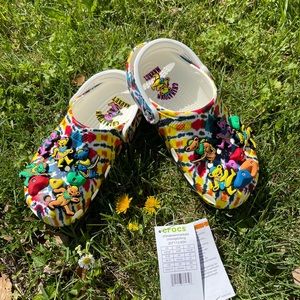 Grateful Dead x Chinatown Market CROCS LIMITED EDITION Tie-Dye W-6 M-4